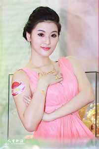 美人宿主快穿后，小世界崩塌了优秀文集