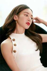 全文完结发现世子女儿身后，皇叔爱意藏不住了奕王南宫述