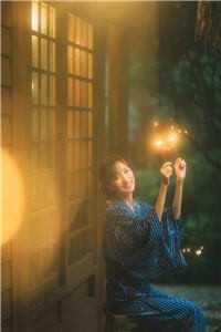 离婚后，我在末世囤女神！