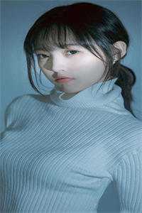侧妃手上鲜血滴落