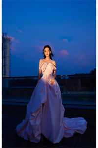 离婚后，总裁妻子倾家荡产了文章精选