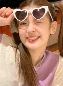 畅读全文老公陪白月光和她儿子过三十惩罚女儿得重病后，我杀疯了