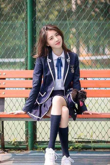 靖瑄柳妄月写的小说被逼出嫁，她成了腹黑夫君的宠妻