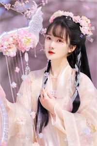 世子为青梅逃婚，我和他的傀儡在一起了精品篇