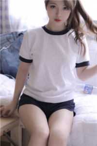 未婚夫骗我去买药，让白月光替我做新娘