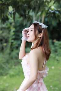 重生八零做妇女主任，锤爆家暴男