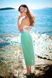小姑跪求我回头，我喊青梅叫老婆