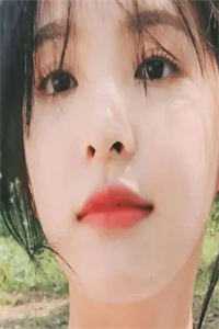 被蛇妖冒充龙族公主身份后，我成了女帝
