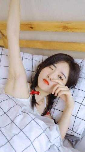 爱意盈盈，遥不可及