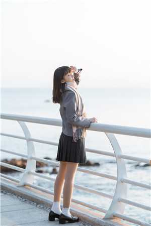 逃婚竹马求复合，我却早嫁了首富公子