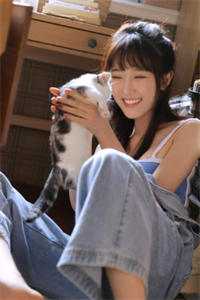 以我蜉蝣身，妄渡美人骨