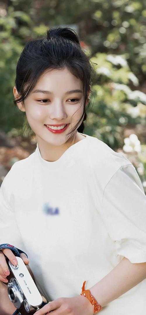 未婚妻爱上贫困生，上门找我退婚