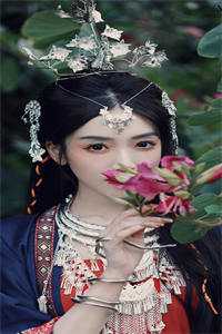 女儿出嫁，老婆让初恋送嫁把我关在后厨