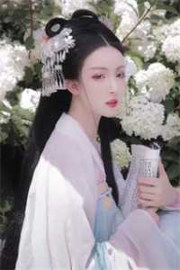 我飞升后，毁我腿骨的夫君疯魔了