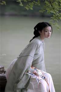 七年钢丝玫瑰，余生再无他