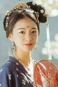 碰瓷糙野硬汉后，八零美人三年抱俩