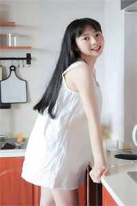 妈妈说只有姐姐才配当她的女儿