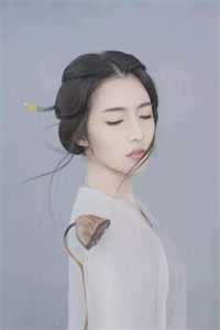 复刻月光，爱成虚妄