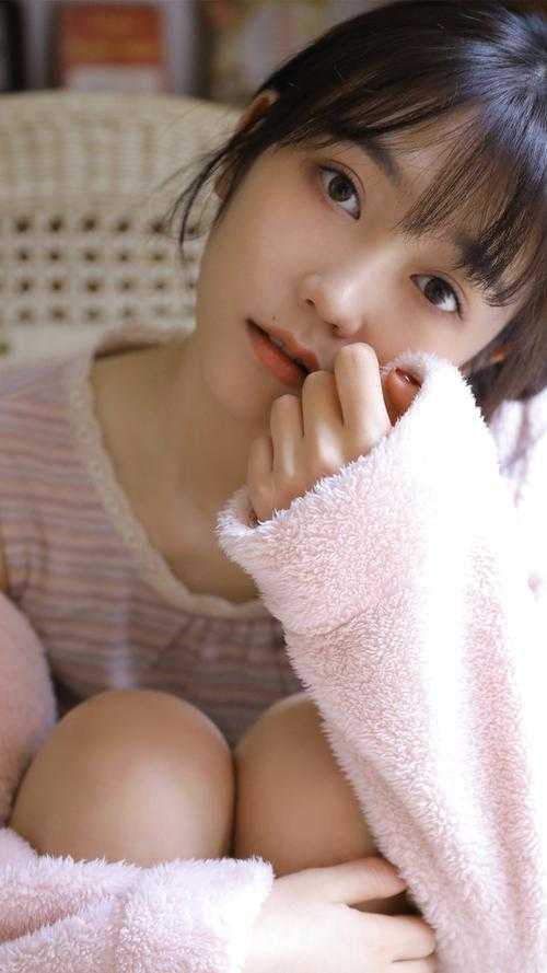 我和重生女共用一体，不靠男人翻身做女皇