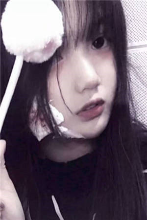 隐富被甩后，我成了前女友的证婚人