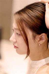 织女老婆将我做成人皮屏风，换娶黑无常后她悔疯