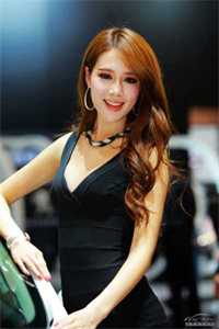 女儿病危时，老公在陪青梅环游世界
