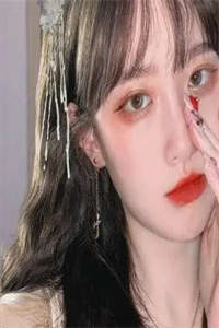 进监狱后，未婚夫杀疯了