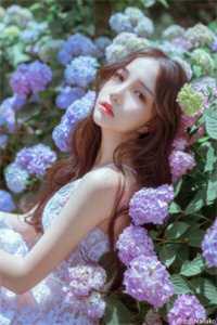 我和绝色美女的合租日常
