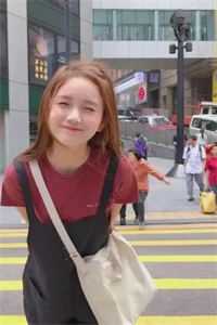 我与咸鱼画押,玄学大佬马甲被扒
