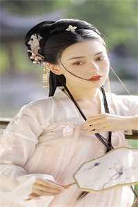 反派后娘不好惹