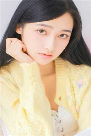 他踏光而来