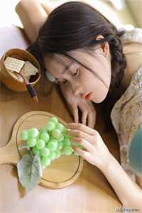 山村有桃源