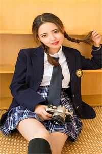 极品美女轻轻爱