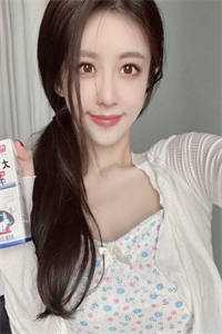 快穿：反派大佬每天在我怀里撒娇大结局