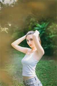 协议到期，夫人扔下离婚证狂奔逃跑全文章节