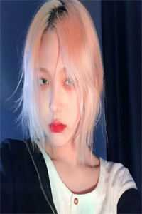 精品小说协议到期，夫人扔下离婚证狂奔逃跑