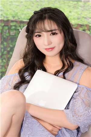 快穿逆袭：女王大佬的病娇小妖精全文
