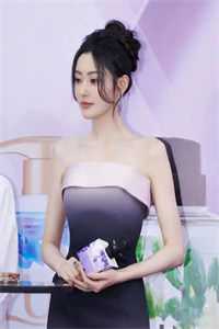 开局自曝假太监，女帝乐疯了全章节阅读