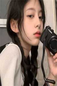 魂穿十八线，女特工娱乐圈杀疯了精选小说