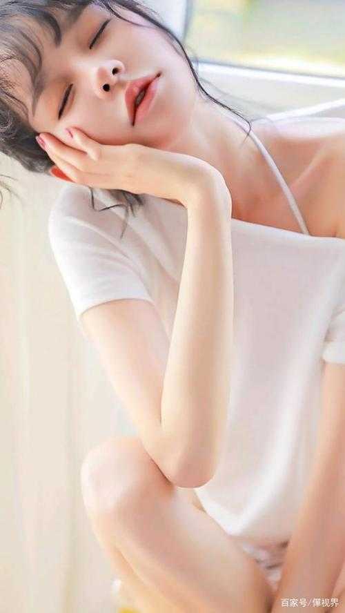 穿越九零后，她决心当宠文女主全集小说