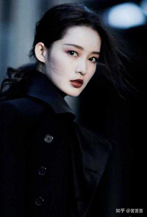 相亲闪婚：千亿老公天天藏马甲阅读全集