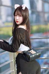 开局离婚，记忆曝光女帝泪洒现场