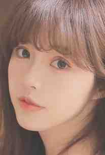 活成前任白月光后，她桃花朵开