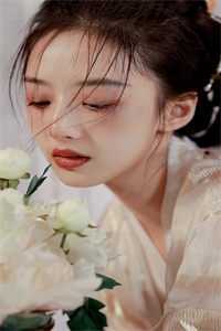 全集小说一首映月惊断肠，二弦也能灭全族