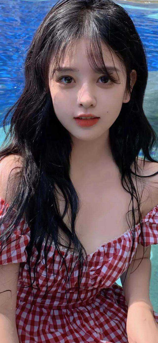 畅销巨作离婚后前妻光芒四射，总裁只想贴贴