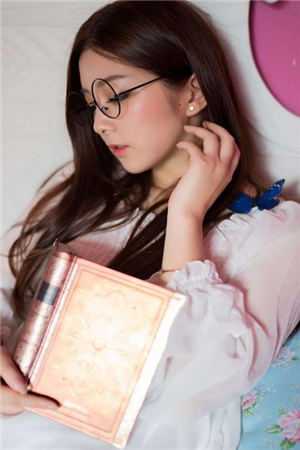 暗恋成欢，女人休想逃最新热门小说