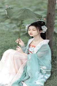 畅销小说推荐穿越：我在九叔世界里斩妖除魔