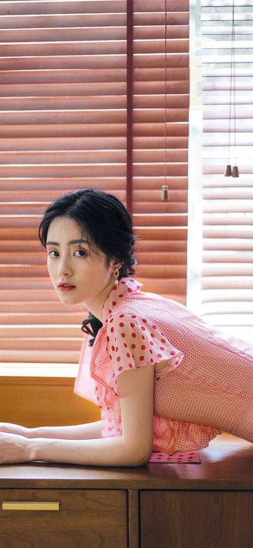 热门小说重生后，她和阴鸷大佬共谋天下