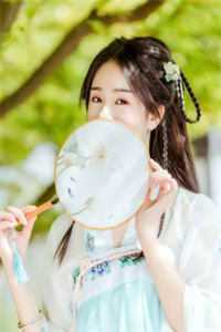 全章节空间：逆天灵泉水治愈未婚夫腿伤