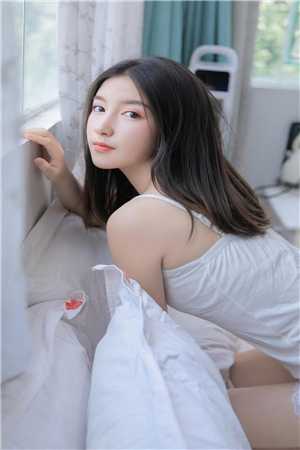 贵妃娘娘宫女出身，皇上偏宠着全文